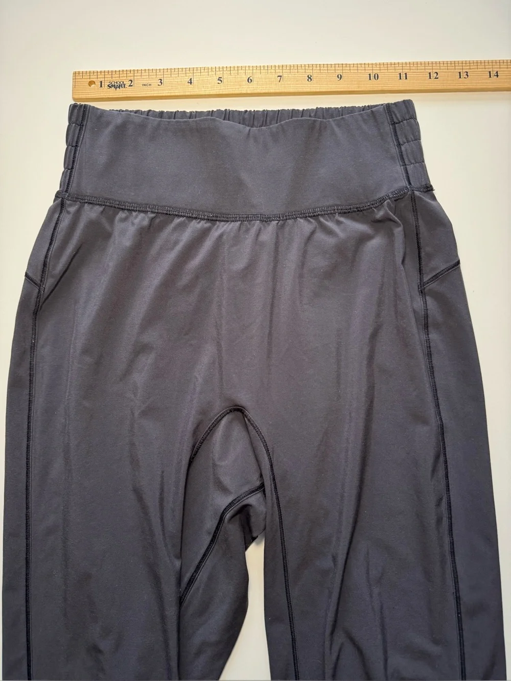 Lululemon Sun Setter Jogger Women’s size 2